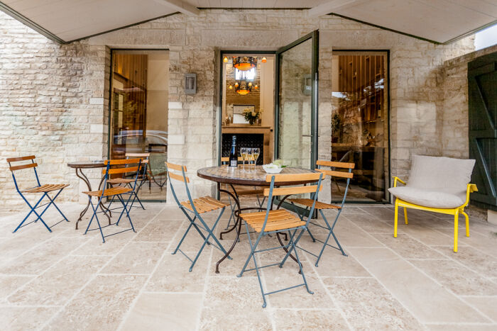 Champagne Cottet-Dubreuil.jpg Champagne Cottet-Dubreuil