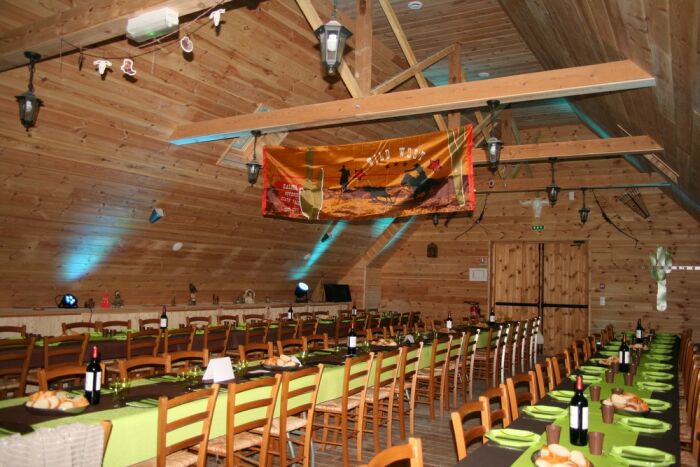 Salle de réception église.JPG Western City