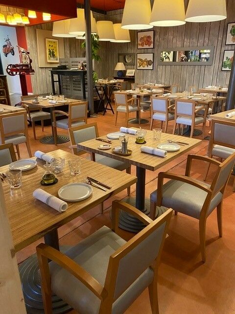 Salle_Caffe Cosi Caffe Cosi